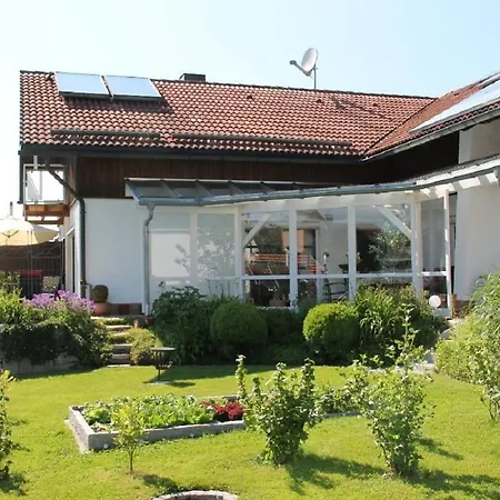 Ferienwohnung Am Altenstein Apartment