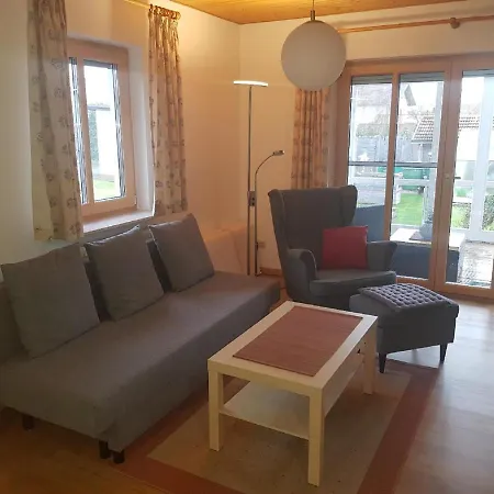 Ferienwohnung Am Altenstein Apartment *